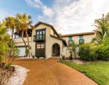 1840 Gulf-Front Exterior