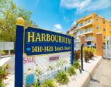 Harborview Condos Entrance