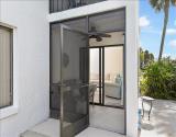 Screened Lanai Entry